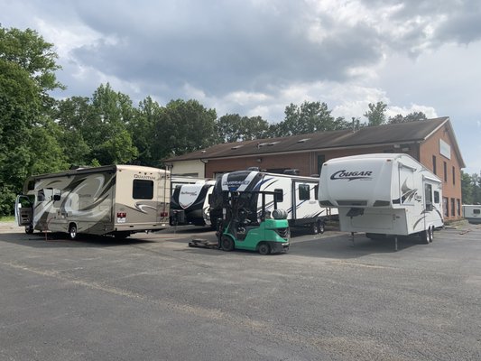 Campers Inn RV by null