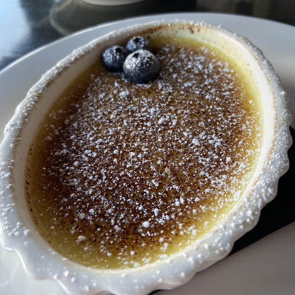 Northbound - Crème brûlée. It was very pleasant to eat, it had a great caramelized top layer, and creamy interior - Gastropubs Near Me - Souderton, Pennsylvania