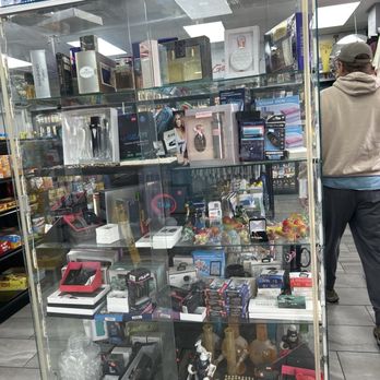 Star Food Mart - Fragrances, pipes and smoke accessories - Grocery Near Me - Galveston, Texas