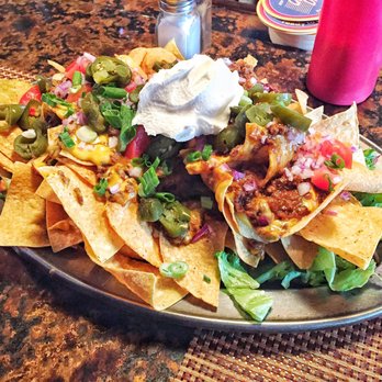 Faraday's Of Smithtown - Macho Nacho Platter - Pubs Near Me - Smithtown, New York