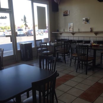 Me'Mo's Middle Eastern Cuisine - Plenty of seating to done in. - Lebanese Near Me - Modesto, California Me'Mo's Middle Eastern Cuisine - Plenty of seating to done in. - Lebanese Near Me - Modesto, California