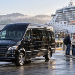 Portland Private Car Service - Mercedes Sprinter group transfers with room for luggage - Portland & Pacific Northwest