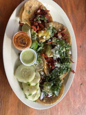 El Buen Taquero by null