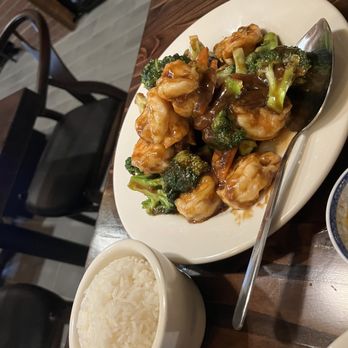 Dumpling Hot Pot Beyond - Shrimp  n Broccoli - Hot Pot Near Me - Washington, DC, District of Columbia