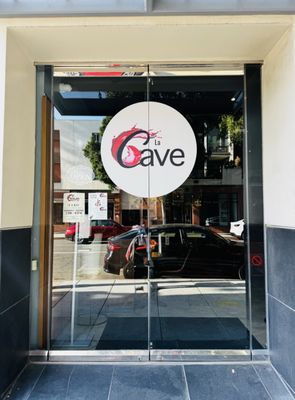 La Cave by null