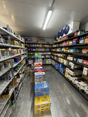Cheers Deli & Liquor by null