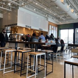 Shake Shack Menlo Park - Inside
