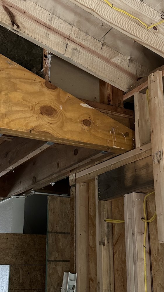 Slide of Vida Contractors Texas