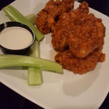 Kuma's Corner - Buffalo boneless wings - American Near Me - Indianapolis, Indiana