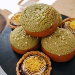 Breadbelly - The Kaya Bun is so pretty