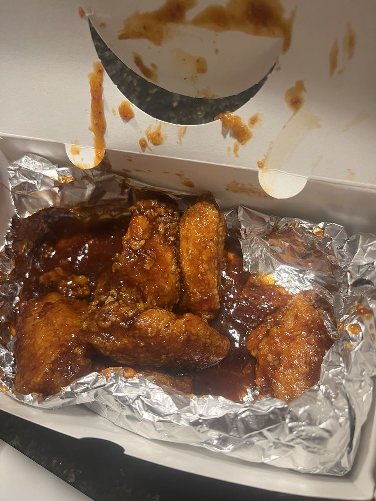 92 CHICKEN Updated October 2024 728 US6, Mahopac, New York