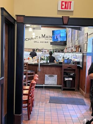 Merchant & Main Grill & Bar by null