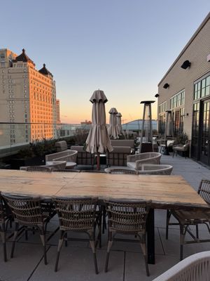 Kamper's Rooftop Bar by null