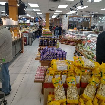 Samarkand Bazaar - Salad bar - Grocery Near Me - Brooklyn, New York