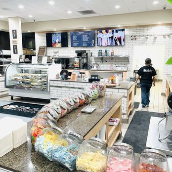 Billy Roys Burger - Dessert Counter - Burgers Near Me - Fremont, California Billy Roys Burger - Dessert Counter - Burgers Near Me - Fremont, California