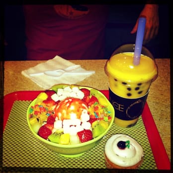 Coffee Haus - Haus Bing, Mango Bubble Tea, & Blueberry w/ Cream Cheese Cupcake... Oh.Happy.Day. - Coffee & Tea Near Me - Schaumburg, Illinois Coffee Haus - Haus Bing, Mango Bubble Tea, & Blueberry w/ Cream Cheese Cupcake... Oh.Happy.Day. - Coffee & Tea Near Me - Schaumburg, Illinois