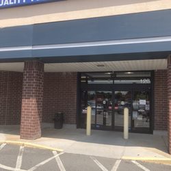 Harbor Freight Tools - Hendersonville store entry