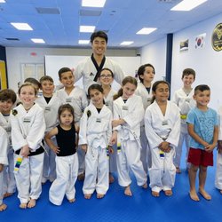 World Tigers Martial Arts - Pose to the camera!
