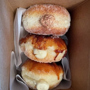 The Flour Box - Tiramisu and two creme brûlées - Bakeries Near Me - Seattle, Washington The Flour Box - Tiramisu and two creme brûlées - Bakeries Near Me - Seattle, Washington