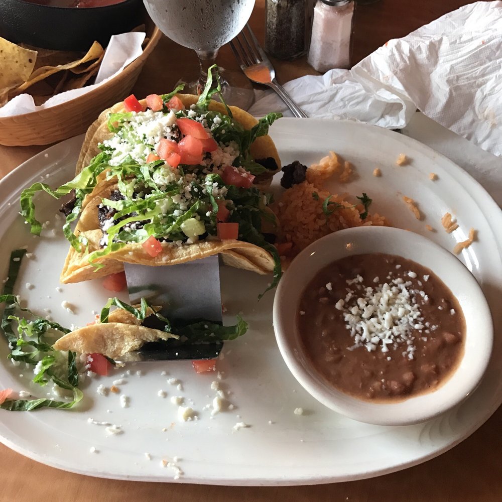 Cesar's Killer Margaritas - Broadway - Taco plate - Mexican Near Me - Chicago, Illinois