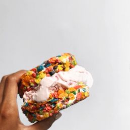 Fruity Pebbles Ice Cream