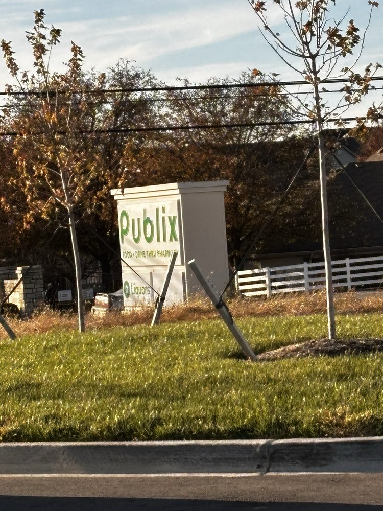 Publix Food & Pharmacy Logo