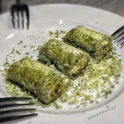 G Bar Lounge - Pistachio Roll