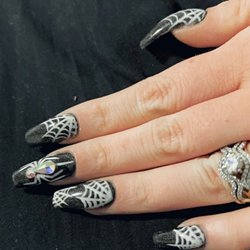 Sparkles Salon - Nails by; Brittany Bullock