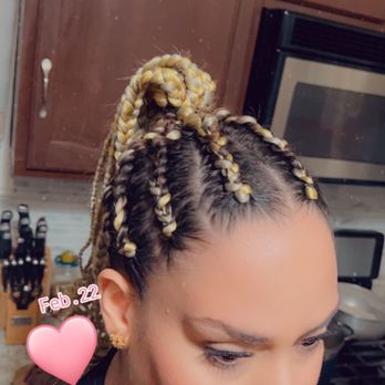 D’ Yonaira Braids - Hair Stylists Near Me - West Palm Beach, Florida