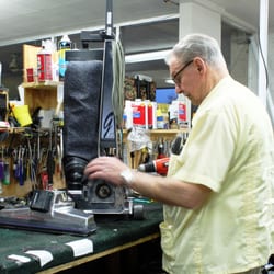 Henry's Vacuum And Sewing Machine Repair