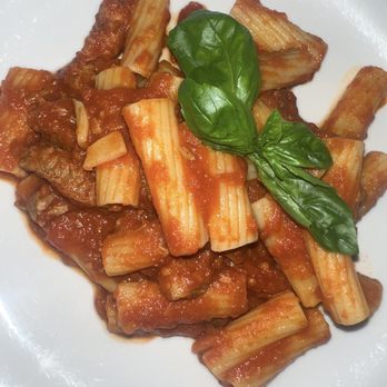 Mediterraneo - Rigatoni Bolognese - Italian Near Me - Positano, SA