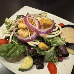 Mad Dog and Cat's Steak, Seafood, and Spirits - Dinner Salad