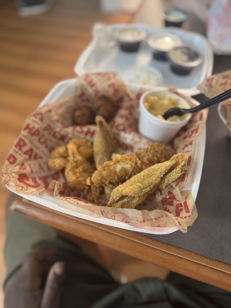 Eat My Catfish – North Little Rock