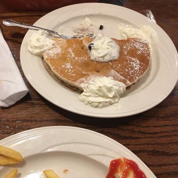 Carmela's on the Extension - Nice blueberry waffle must be a Belgian thing - Breakfast & Brunch Near Me - Middletown, Connecticut