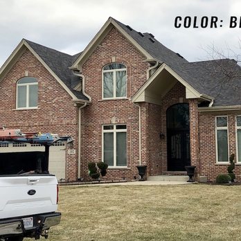 Davis Roofing & Construction - Roof Replacement to Bartlett, Illinois home. Completed with Owen's Corning TruDefinition Asphalt Shingle. Color: Black Sable - General Contractors Near Me - Addison, Illinois