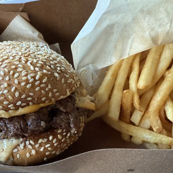 Amboy - Double smash - Burgers Near Me - West Covina, California Amboy - Double smash - Burgers Near Me - West Covina, California