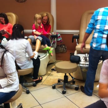 Nail 2000 - Nail Salons Near Me - Arlington, Virginia