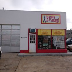 Paris Upholstery - Front of Paris Upholstery in Paris, TN.