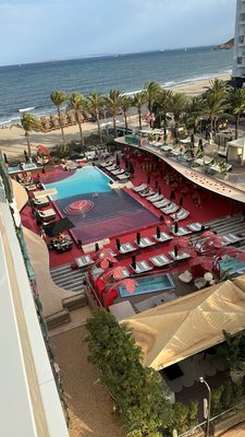 Ushuaïa Ibiza by null