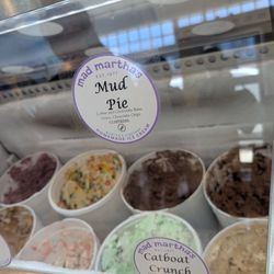 Mad Martha's Ice Cream - Lots of choices