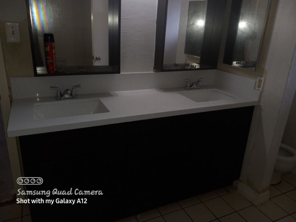 Slide of R&J Perez General Contractors