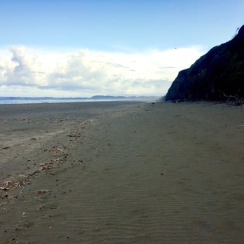 Crescent Beach - Massive Vacant Beach - Beaches Near Me