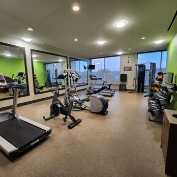 La Quinta Inn - Workout room - Hotels Near Me - Tuscaloosa, Alabama La Quinta Inn - Workout room - Hotels Near Me - Tuscaloosa, Alabama
