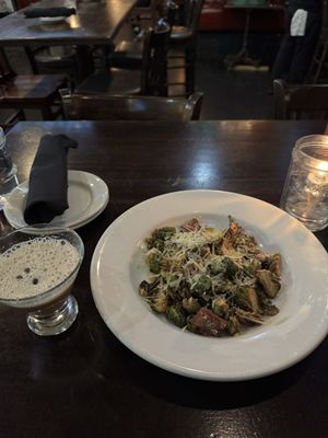 Hamilton Restaurant & Bar by null