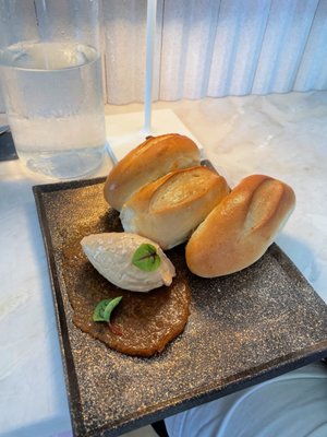 Heirloom at The St. Laurent by null