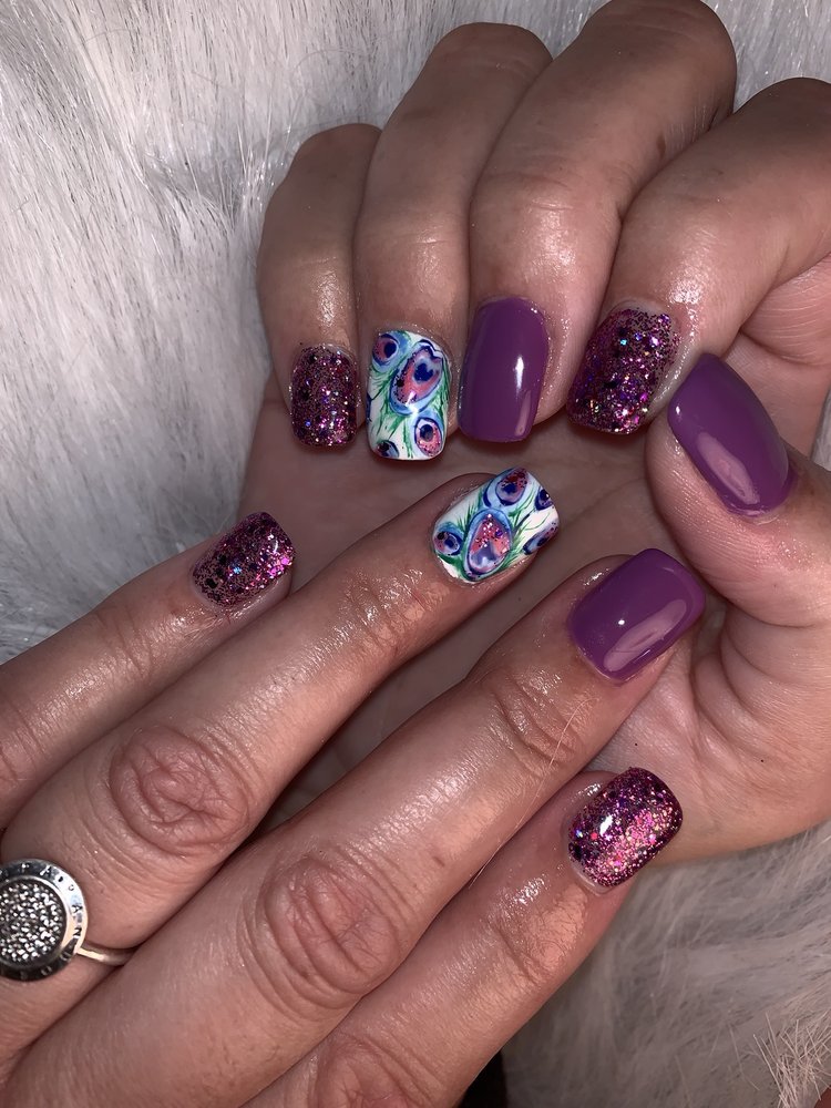 Lola’s Nails & Spa