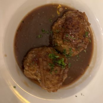 Nüetnigenough - Liège Meatballs with pear jam and beer - Belgian Near Me - Brussels, BRU Nüetnigenough - Liège Meatballs with pear jam and beer - Belgian Near Me - Brussels, BRU