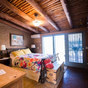 Casa Tierra Adobe - Bed & Breakfast Near Me - Tucson, Arizona