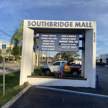 Bungalow Bagels - Coffee & Tea Near Me - Sarasota, Florida