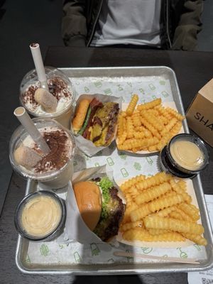 Shake Shack (ifc mall) by null
